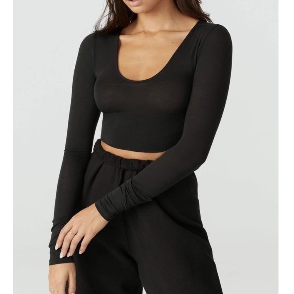 Joah Brown Scoop Neck Long Sleeve Crop Top Black Modal Spandex - S/M
